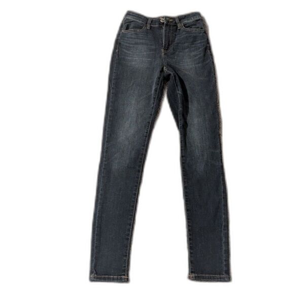 NWT SO High Rise Ultimate Jegging Denim | Juniors 3/26W | Medium Dark Wash - Picture 1 of 6